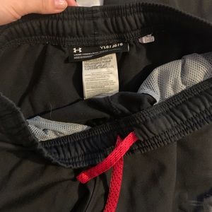 Boys Large Under Armour Sweatpants